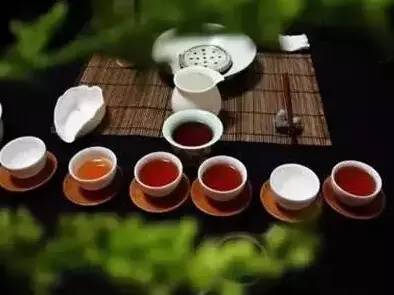 六招教你买对普洱茶，再也不坑爹！