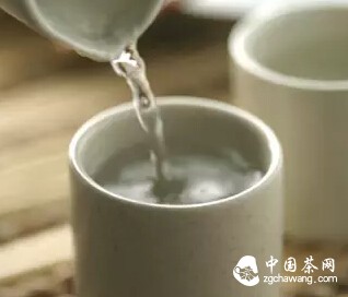 茶艺速成法，泡杯好茶孝敬爸妈！