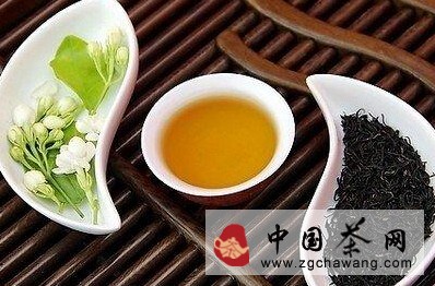 茶道文化 沏茶“八分满”才为敬