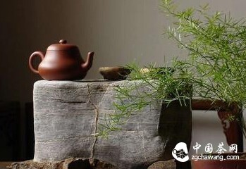 人生仿如茶 浮沉淡香尽