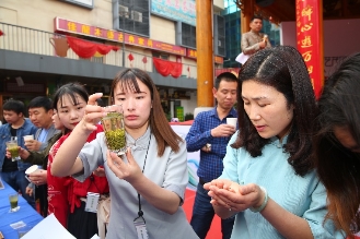 春生赋 寻茶香 | 2019艺茂仓首届信阳毛尖采购节盛大开幕！