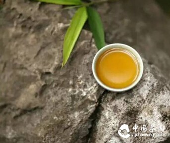 据说，红茶泡够5分钟最好？！