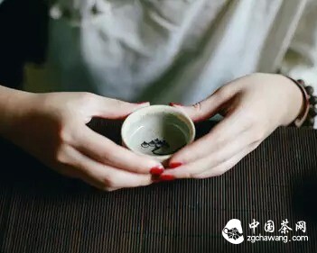 茶中有真意，欲辨已忘言