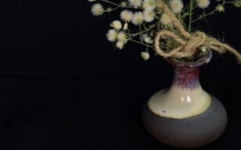 那些优雅到家的茶室插花