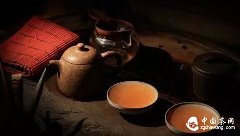 大量的营养价值和养颜功效，竟然都在普洱茶里面