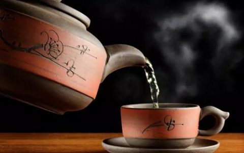 原来开水泡茶是错的，多少度的水才能泡出一杯好茶？