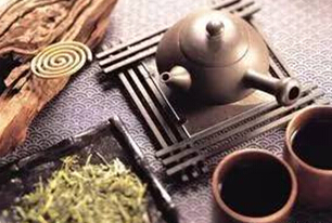 抽烟的人是否该喝茶