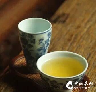 一杯香茗，一曲清音，一卷清词