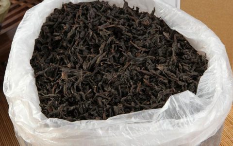 如何辨别“翻新茶”从茶的颜色、香气、味道进行辨别