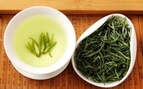 如何区别君山银针和白毫银针茶