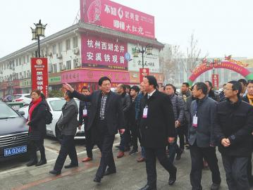 安徽祁红茶叶协会一行元旦访问济南“第一茶市”