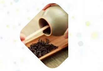 泡茶，知性；喝茶，知味；论茶，知心