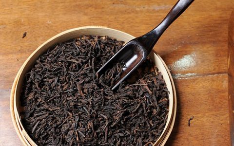 黑茶越陈越香醇 老黑茶的功效你知道吗