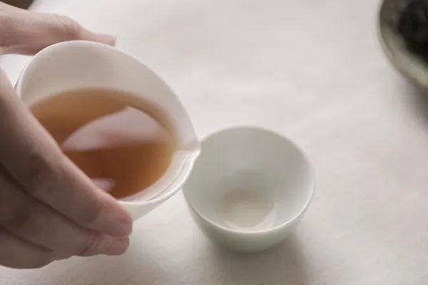 隔夜茶能喝吗？