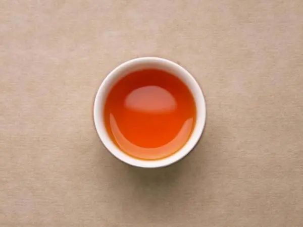 我们找来了一波耳熟能详的袋泡红茶，是否有你爱过恨过的它？