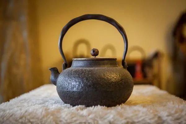 每把老铁壶都需要一个招魂师，正巧我们认识一个！