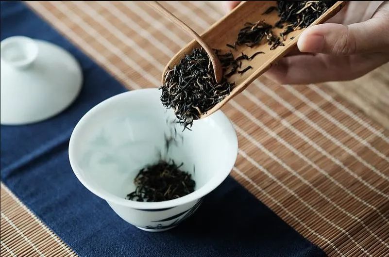 作为爱茶人，你爱干泡还是更爱湿泡？
