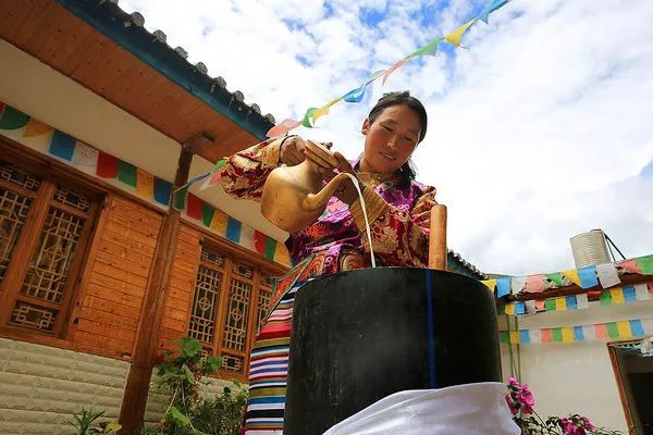 世界屋脊与冷酷仙境的藏茶之魂