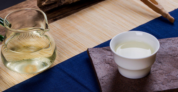 评茶员十年经验分享②：初学者该如何买茶、喝茶、存茶？