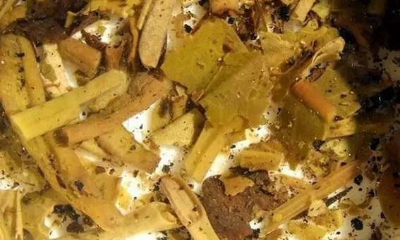 泡完的茶叶不要丢, 仔细看一下就能看出茶叶好坏, 隔壁的茶叶奸商都吓哭了!