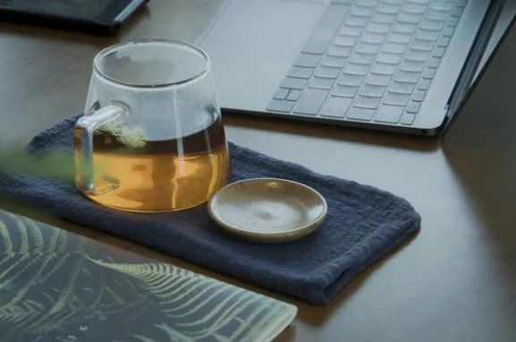 超实用喝茶口感训练：学茶的厚、滑、糯、稠之前，可以先看这个
