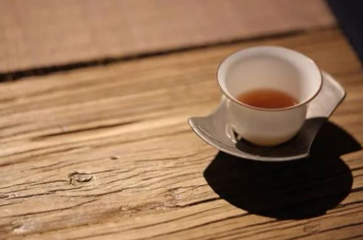 茶行业未来发展究竟怎样？这份《中国茶行业蓝皮书》给出了答案