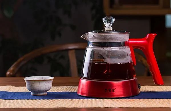 和ChatGPT聊了聊普洱茶，没喝过茶的AI是这样回答的