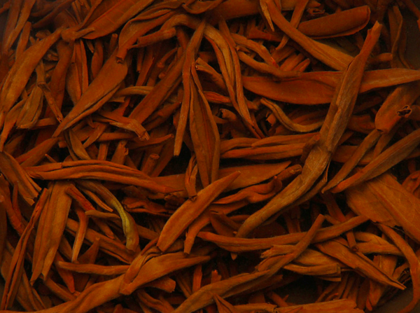 泡完的茶叶不要丢, 仔细看一下就能看出茶叶好坏, 隔壁的茶叶奸商都吓哭了!