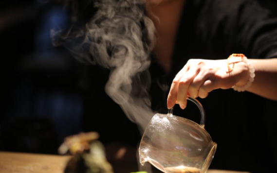 经济下行，茶还能存吗？