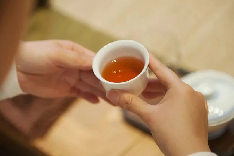 远离心源性猝死，建议从每天一杯茶饮开始！
