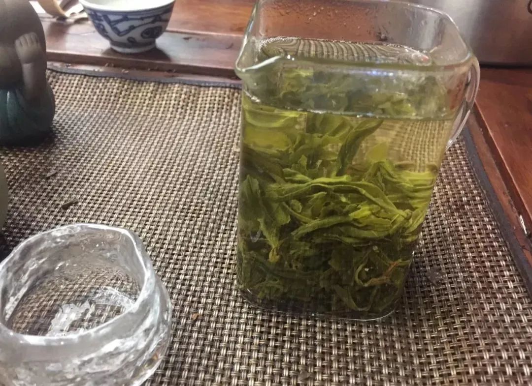 你做梦都想不到缅甸人怎样吃茶:奶茶/普洱/茶叶炒饭/茶叶腌咸菜/茶叶做酱!