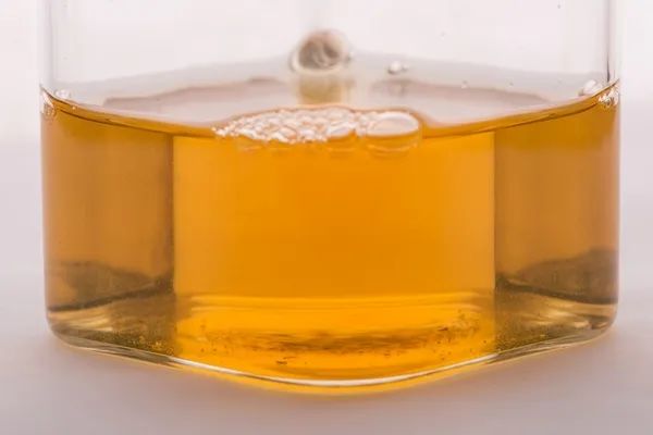 上流社会喝茶用水指南：你确定依云真的是高端水？
