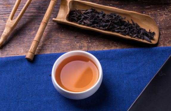 呵，职业病，谁没有几个？那些因为从事茶行业而带来的职业病