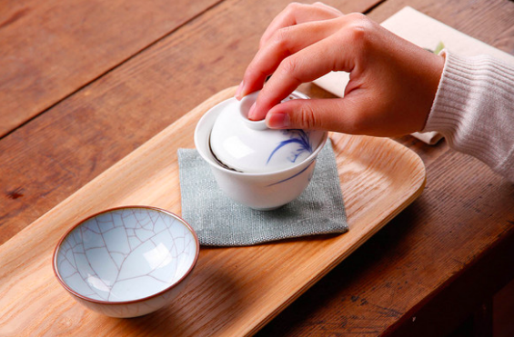 重“颜值”轻“品质”？茶叶过度包装成重灾区？茶叶包装到底何去何从！