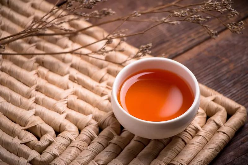 建议收藏，普洱熟茶的来历和发展，超详细！