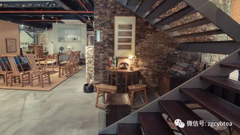 在一个有六千件古茶器、五千块宋窑砖、数百件老家具的地方喝茶是什么感受？
