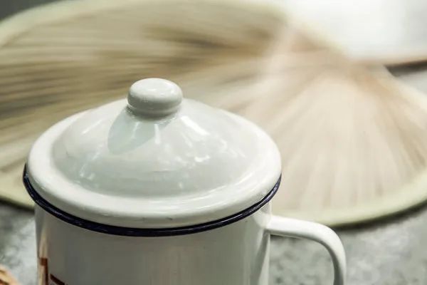 茶圈黑话揭秘:旧社会茶馆曾当作公堂审案,进出茶馆也危机重重