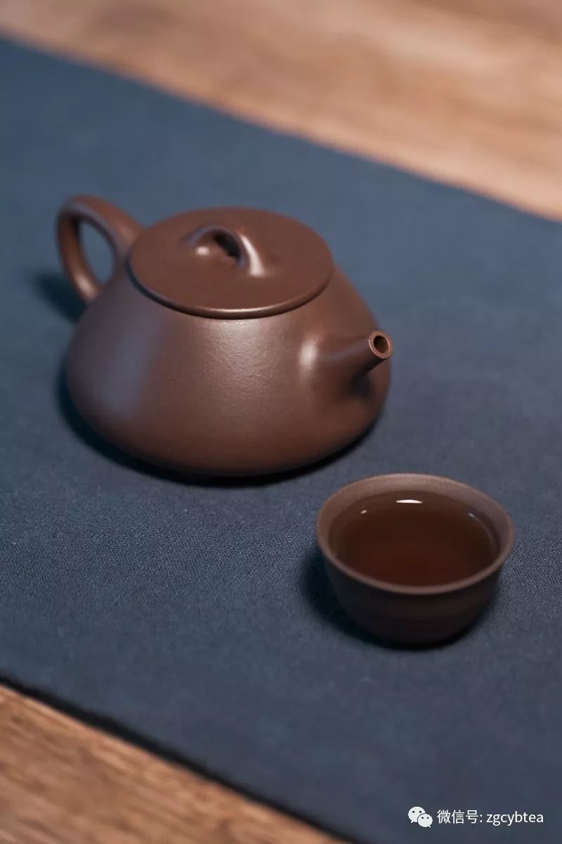 你常用的养壶"妙招"居然都是错的!玩壶大咖为你详解养壶正道
