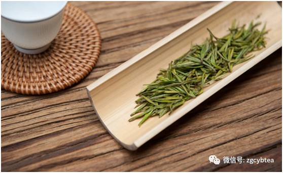 茶亲时代:几千公里外不相识的两个陌生人,用茶汤调浓了血缘关系