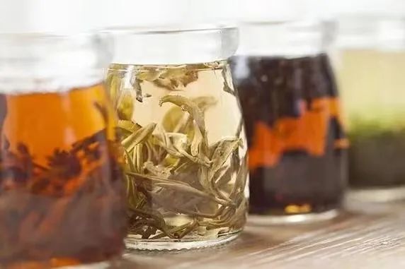 有这个才华还用卖茶？茶界高质量文案的天花板来了