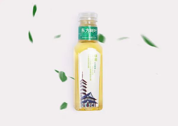 即便赌上几十年的茶人修为，你也很难分辨这到底是茶还是饮料!