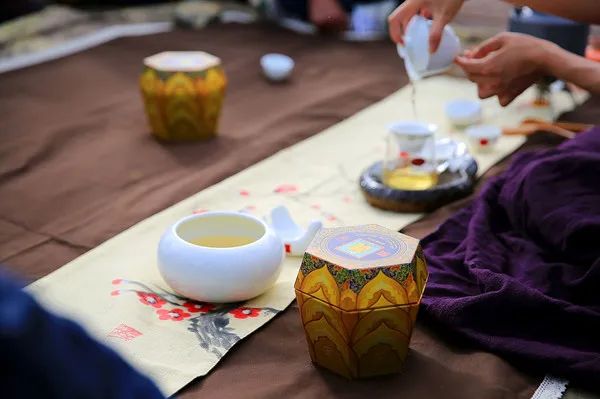 有奖互动丨变穷/变雅/变得有格调……喝茶改变了你什么？