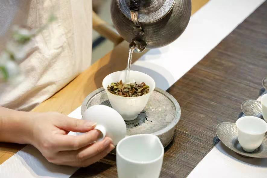 关起门来泡茶，共享茶室到底喝出了那些新讲究？