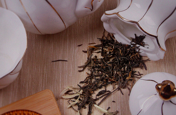 警惕！这些所谓的“茶”，其实可能是毒品！（请分享给你身边的人）