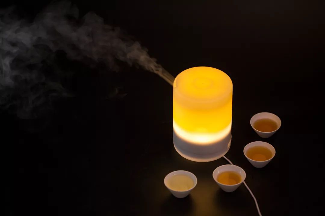 我们用6种茶叶做香薰，结果一办公室的人都围着香薰机“醉生梦死”！
