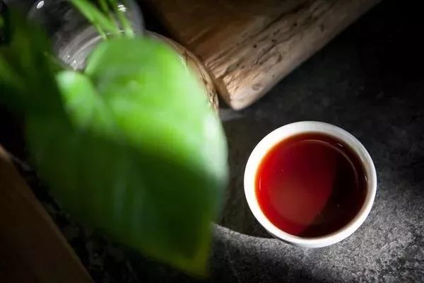 为什么我建议你要学茶？因为这是气质的加油站、灵魂的美容院！