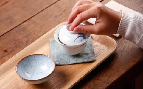 变质茶叶到底能不能喝?普洱茶专家周红杰为你详解