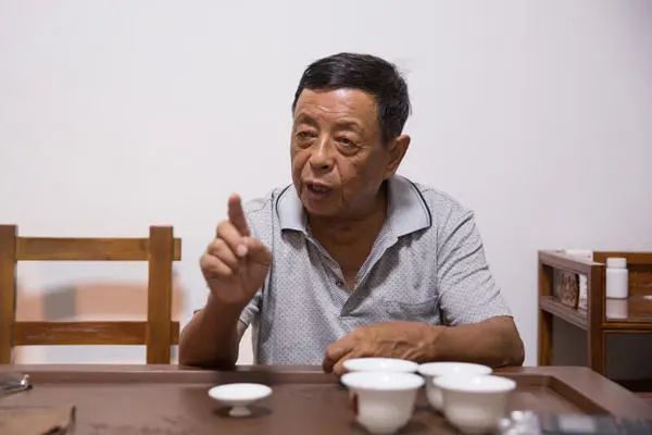 武夷岩茶中那些多不胜数的品种名到底啥意思?我们来给你翻译翻译