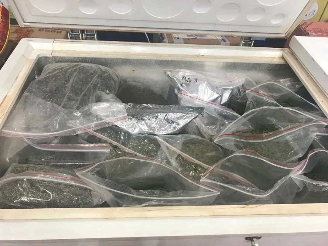 70后的羊肉串、80后的黄焖鸡，你确定没有喝过一杯冰鲜的“僵尸茶”？