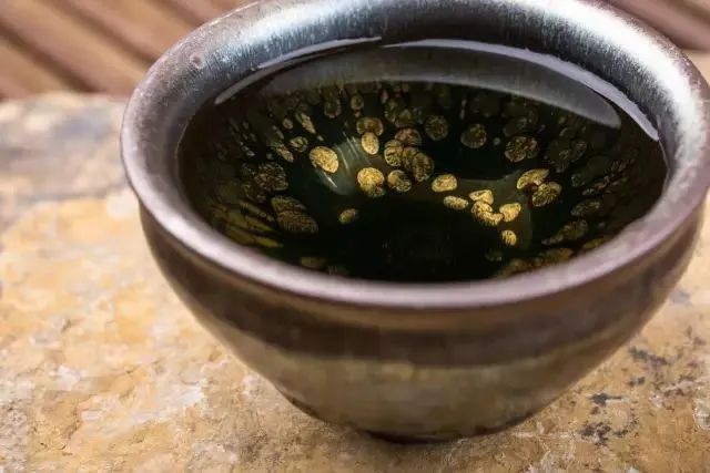 如果泡一泡茶没有称怎么办？一斤茶有多少芽头？趣味茶叶冷知识快收藏